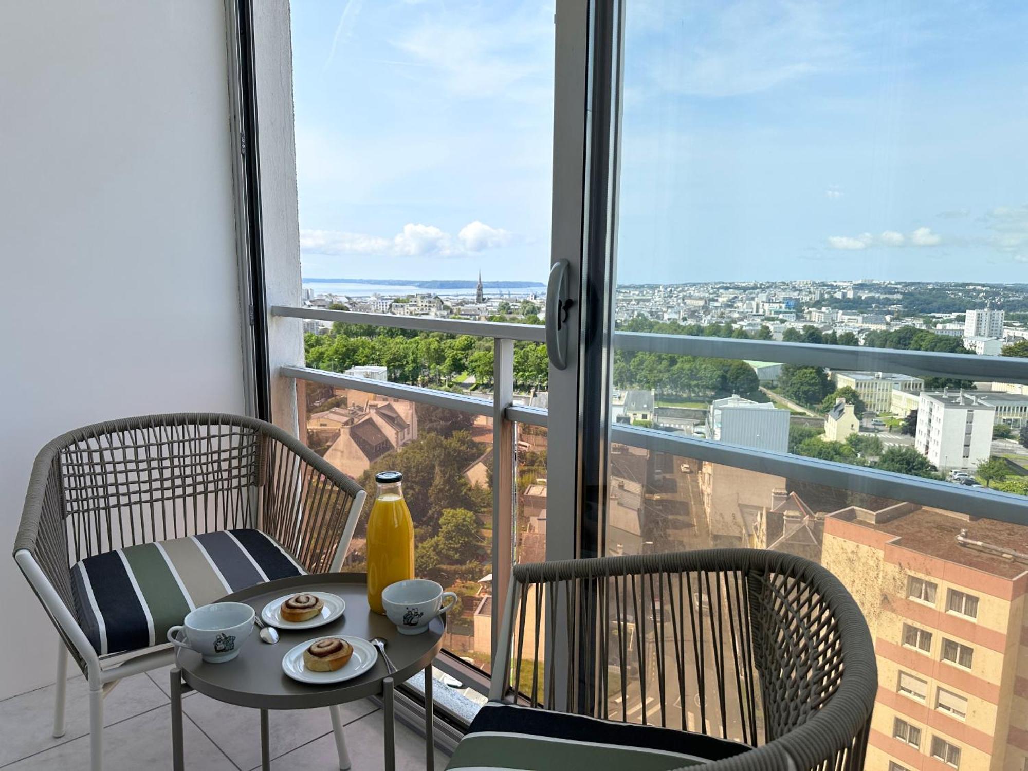 Le Panoramique Vue Sur La Rade Pour Ce Beau T3 Daire Brest Dış mekan fotoğraf